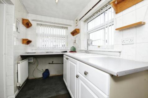 Tindale Crescent, Bishop Auckland, Durham, DL14 photo 3