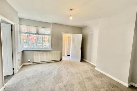 Livingstone Road, Southall photo 4