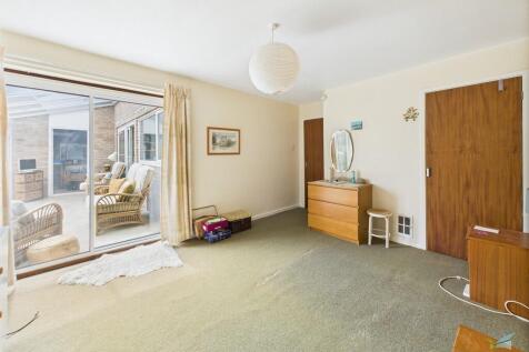 CAM03111G0-PR0331...