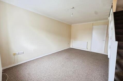 Mill Green Road, Amesbury, SP4 photo 3