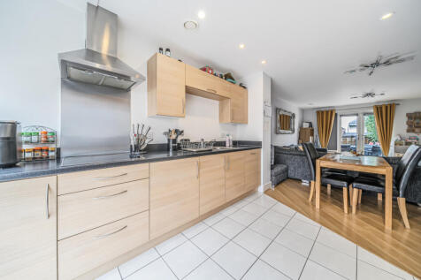 1297166-9-684aa41...