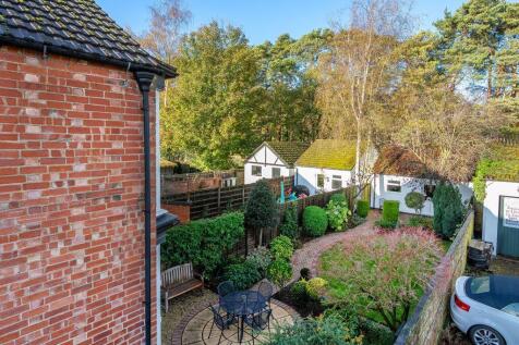 Enclosed Rear Garden