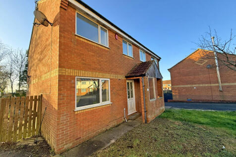 Scarborough, YO11 - property photo