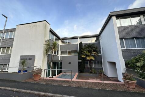 Breakwater Court Main.jpeg