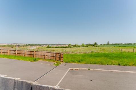 21 Kennard Close, Weldon - reshoot-9.jpg