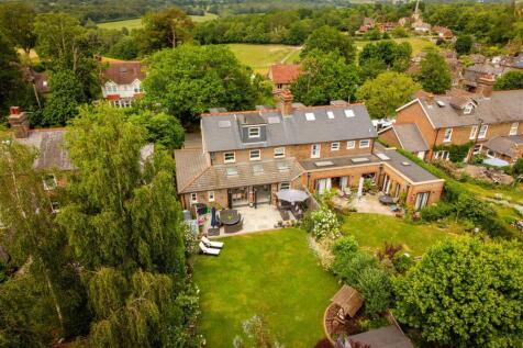 Kingsbury Villa, Station Road-48.jpg