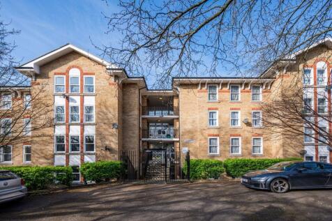 London, SE13 - property photo