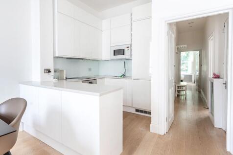 Eardley Crescent, Earls Court, London, SW5 photo 3