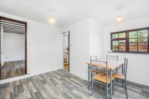 85 High Street (Holbeach)-24