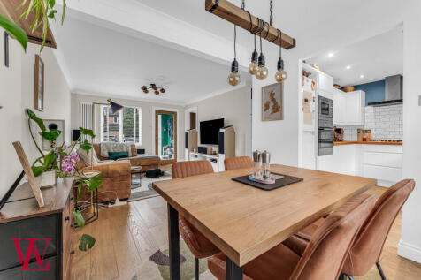 Living / Dining / Kitchen
