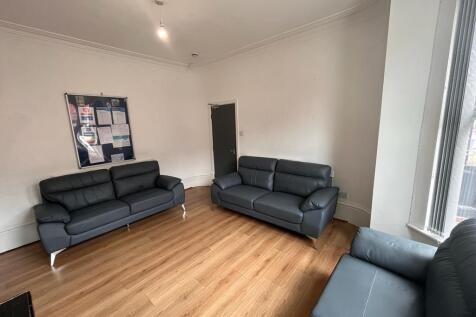 St. Michaels Terrace, Headingley, Leeds, West Yorkshire, LS6 photo 4