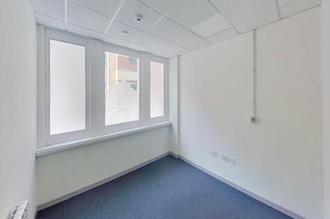 Red-Cross-Bedroom 2