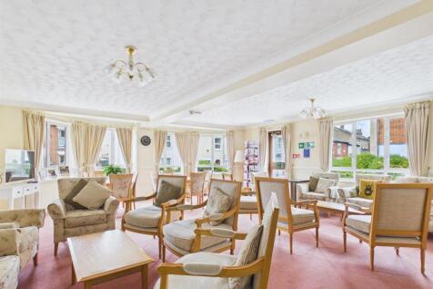 Communal Lounge