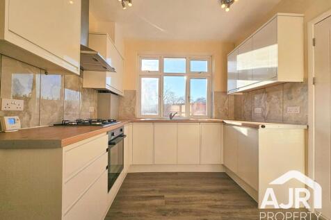 Blackfen Road, Sidcup, DA15 photo 3