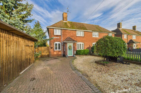 CAM03218G0-PR0828-STILL024-thumbnail-h750-70