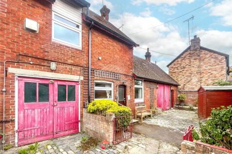 Poole, BH14 - property photo