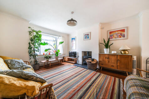 1353936-7-68cbff3...