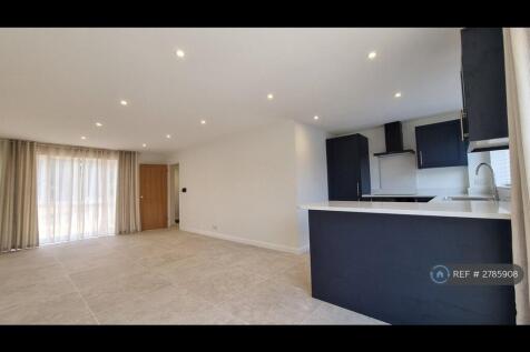 Open Plan Kitchen Dining Living Area