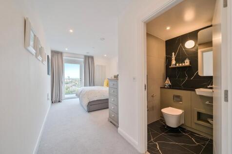 1324772-8-6876d7d...