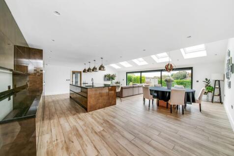 OPEN PLAN DINING LIVING KITCHEN