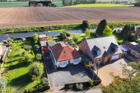 EweMove - Spalding - Station Rd - Drone Shot 