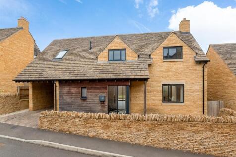 12 Lavender Drive 1829-2.jpg