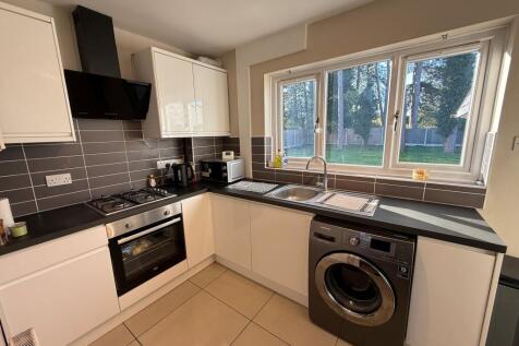 ROOM 2, Middleton Boulevard, NG8 photo 3