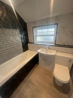 Bridge Street, Strathaven, Lanarkshire, ML10 photo 5