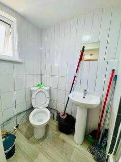 IMG-20250814-WA00...