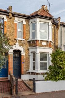 Macdonald Road, E7
