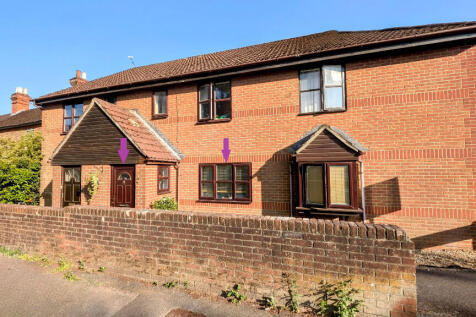 Bordon, GU35 - property photo