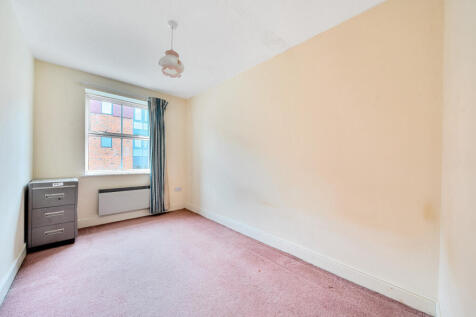 1365711-8-68e8f37...