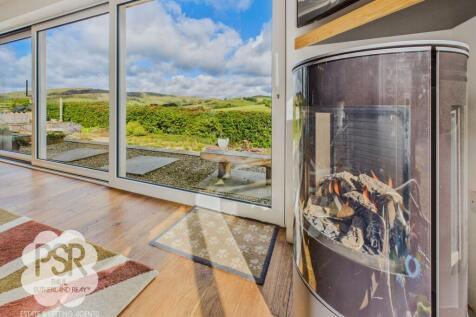 Kitchen-Living Space
