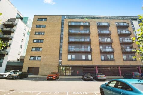 Cardiff, CF11 - property photo