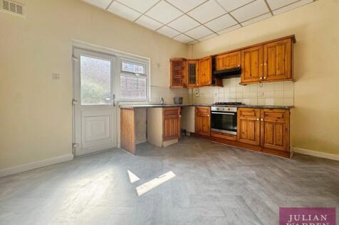 Bowers Street, Ladybarn, Manchester, M14 photo 3