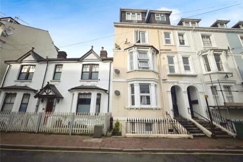 1-bed flat on Dudley Road, Tunbridge Wells, Kent, TN1, £975/mo
