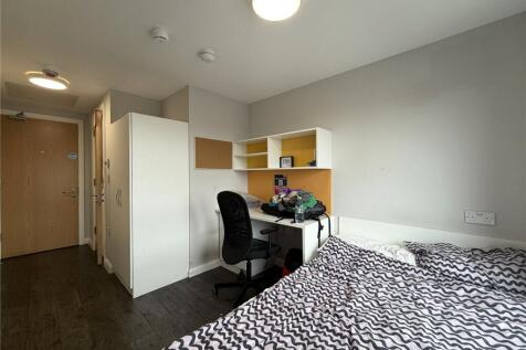 Studio Room