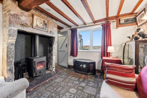 Sitting Room.jpg