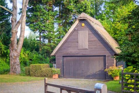 Detached Garage