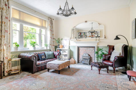 1359132-12-68d660...