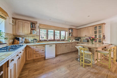 34-681e3e7b21d6d-...