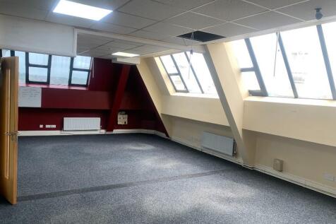 Office to rent Image 4