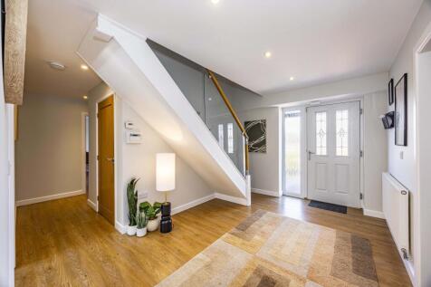 5 Bed Student House // Aug 2027 photo 4