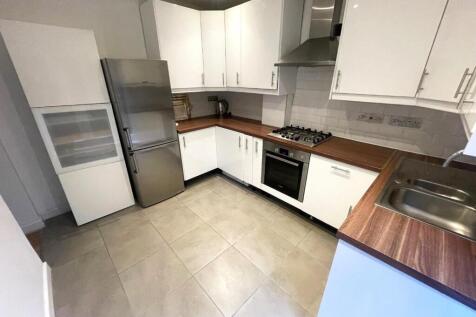 KITCHEN 1.jpg