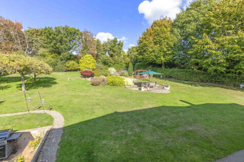 Three Oaks, The Close, SL8 5PE (LOW RES)-8