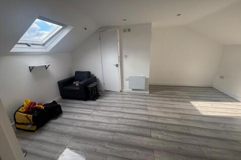Alexandra Grove, Hackney, London photo 4