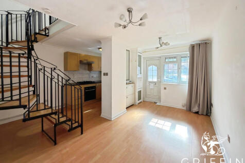 Prior Chase, Badgers Dene, Grays, RM17 photo 4