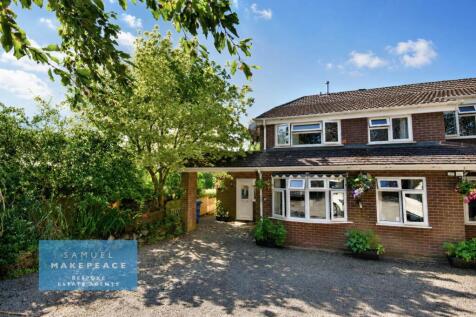 Two Bedroom Semi-Detached To Let with Field Views