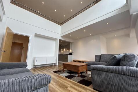 Livingroom (2).jpeg