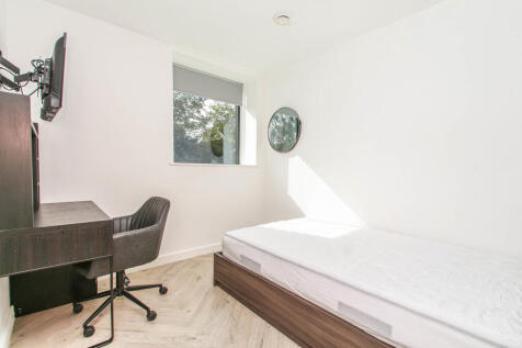 Ensuite Room 4